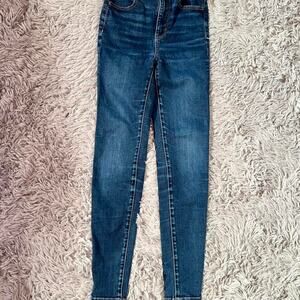 High-waisted American‎ Eagle Next Level Stretch Millennial skinny jeans
